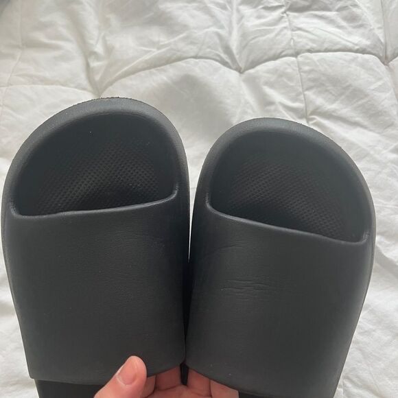 COOL PLANET By Steve Madden Women's Cloud Slide Sandal Size 7 Black - Picture 5 of 5